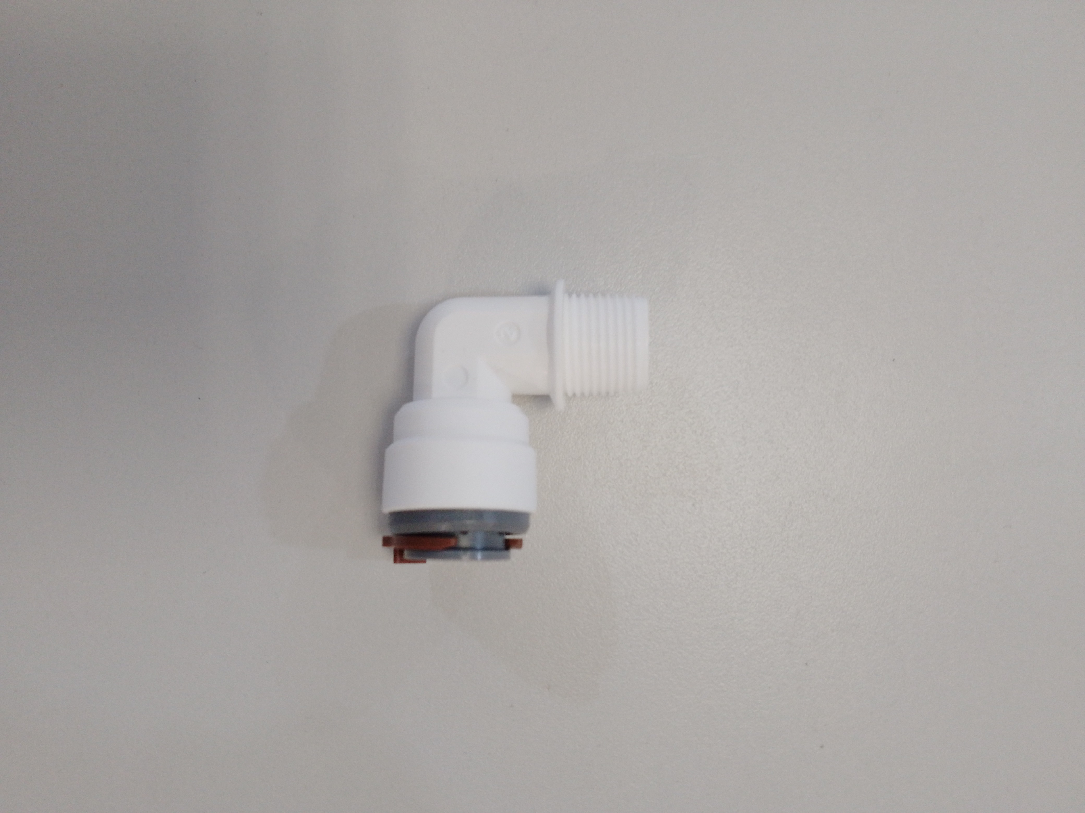 Переходник пластиковый угловой 1/2-3/8 (ц/р) WPC-111