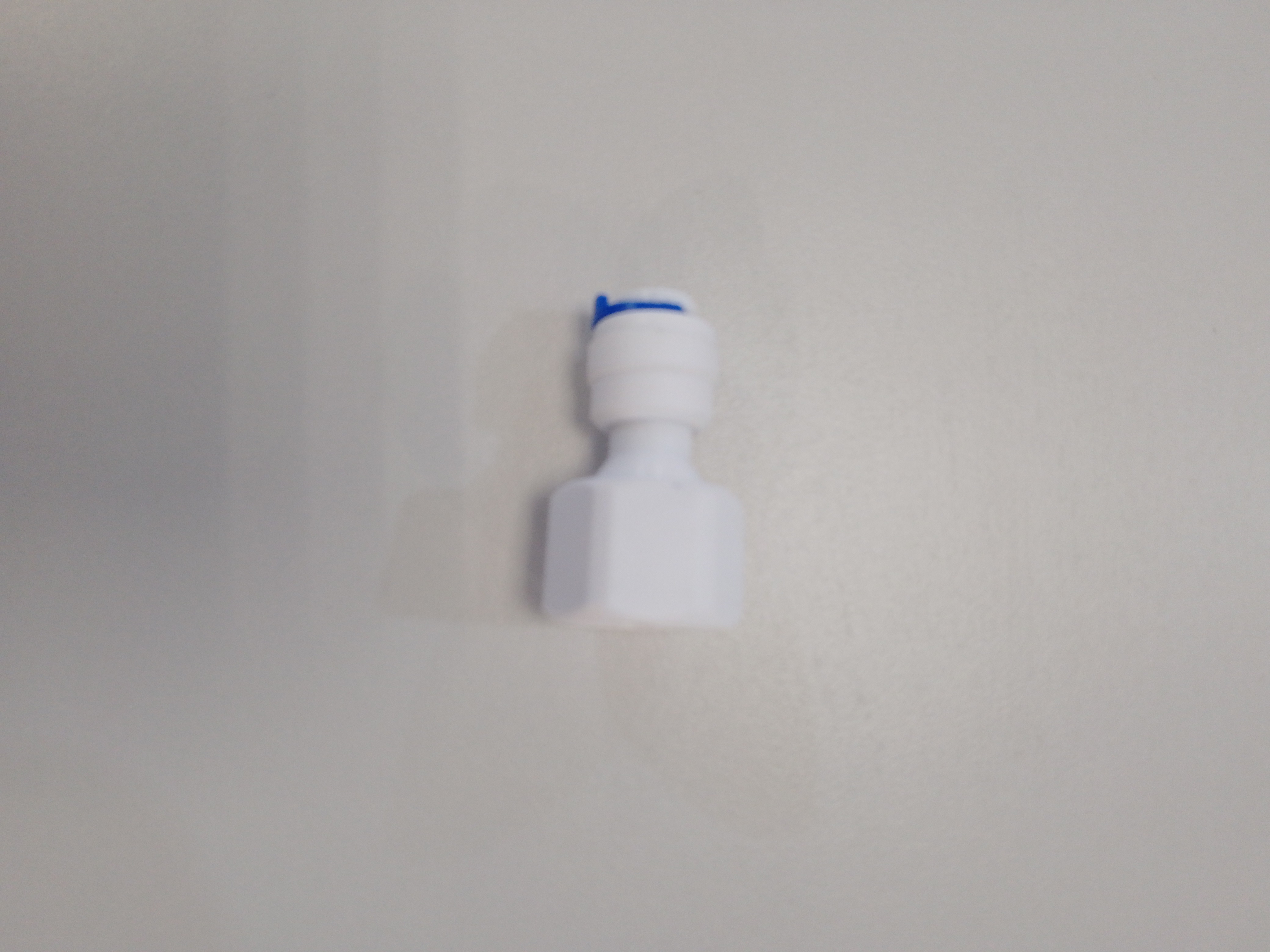 Переходник 1/4х3/8 (трубка/внутр резьба)